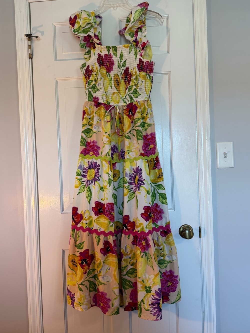 Truly 4 You multicolor floral summer beach smocked maxi dress Size Medium